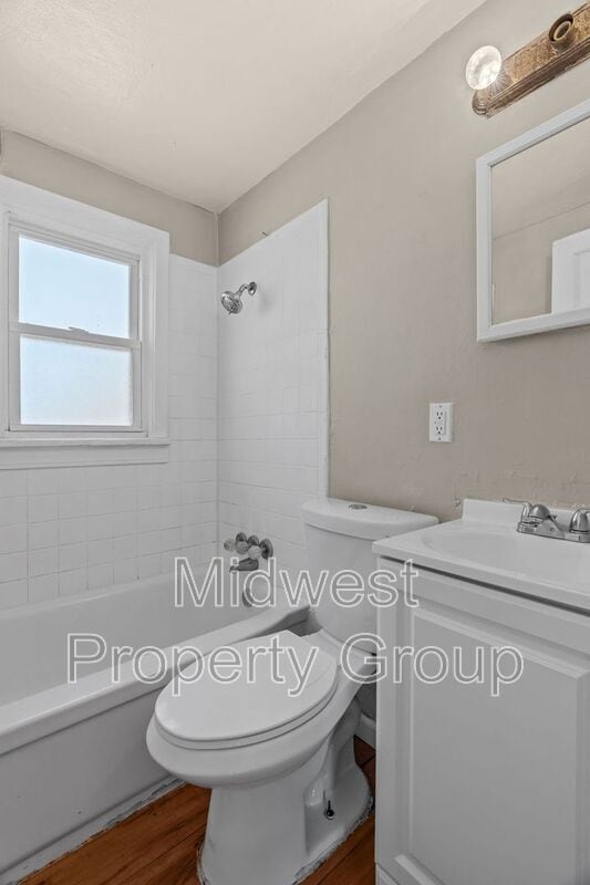 Building Photo - 161 Anistasia Dr