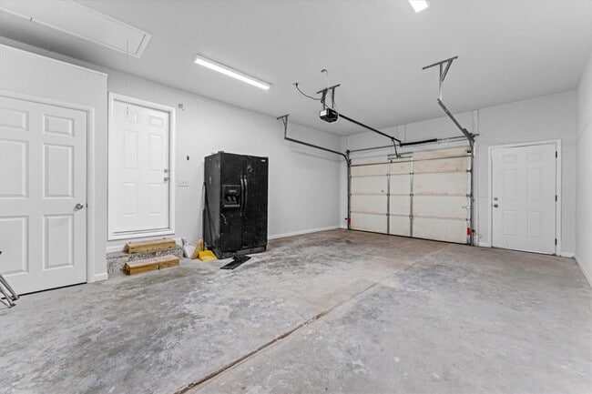 Building Photo - 1666 Oakland Ave