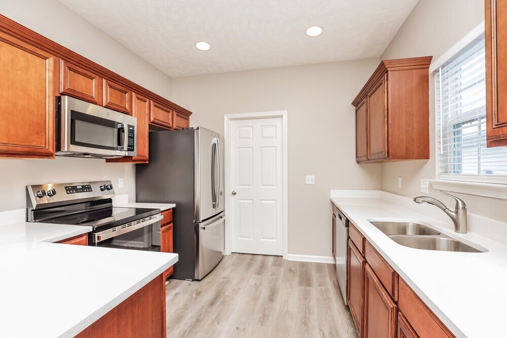 Building Photo - 750 Pantera Dr