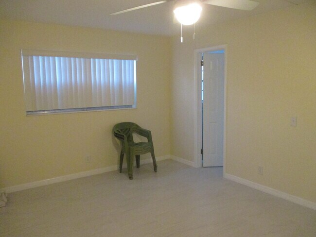 Building Photo - 31 Canterbury B