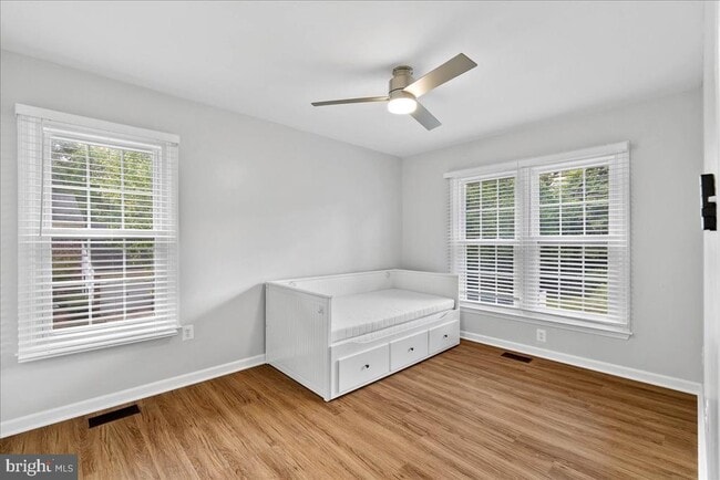 Building Photo - 9303 Macswain Pl