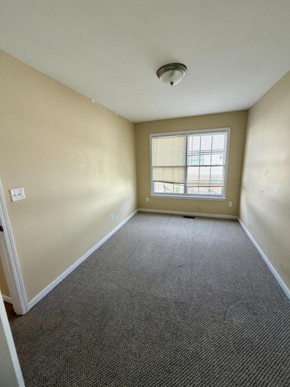 Building Photo - 603 S Atcher