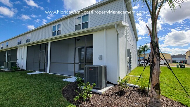 Building Photo - NORTH RIVER RANCH CORNER TOWNHOME! AVAILABE IN MARCH 2026 -LONG TERM LEASE!