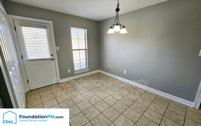 Building Photo - 3820 Farm Gate Cove