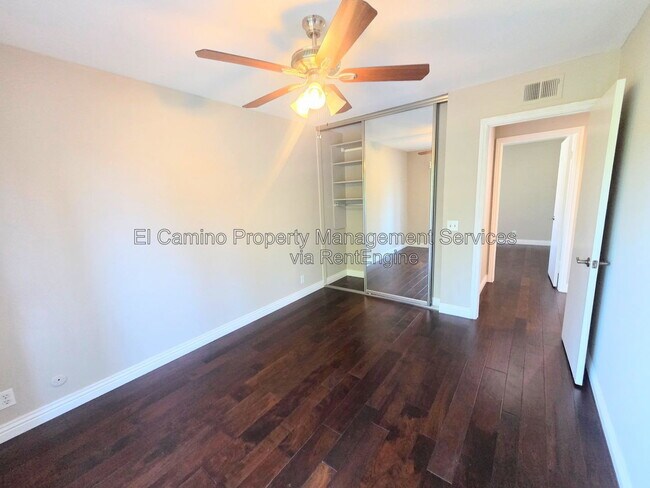 Building Photo - 2702 Belmont Ct