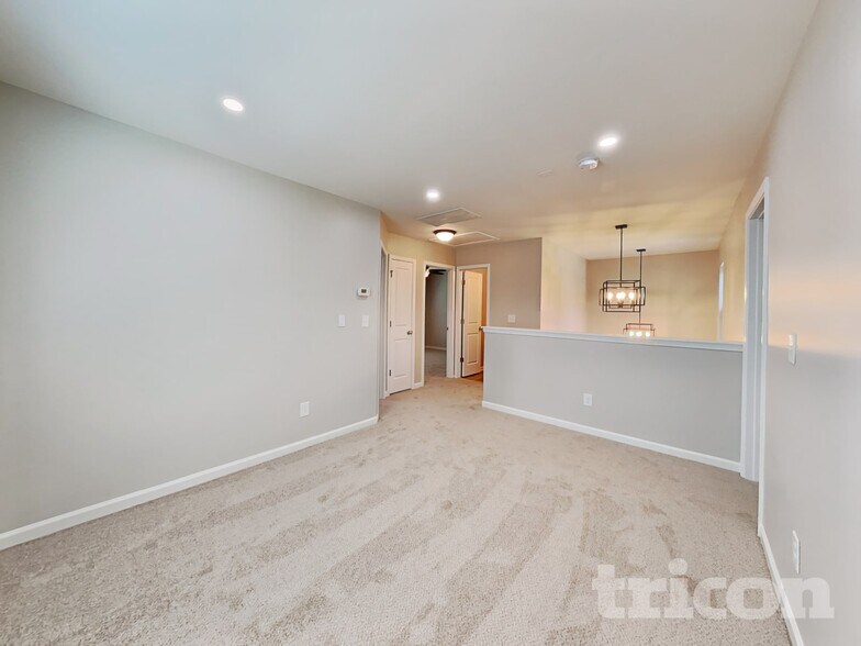 Building Photo - 3620 Ernie Dr