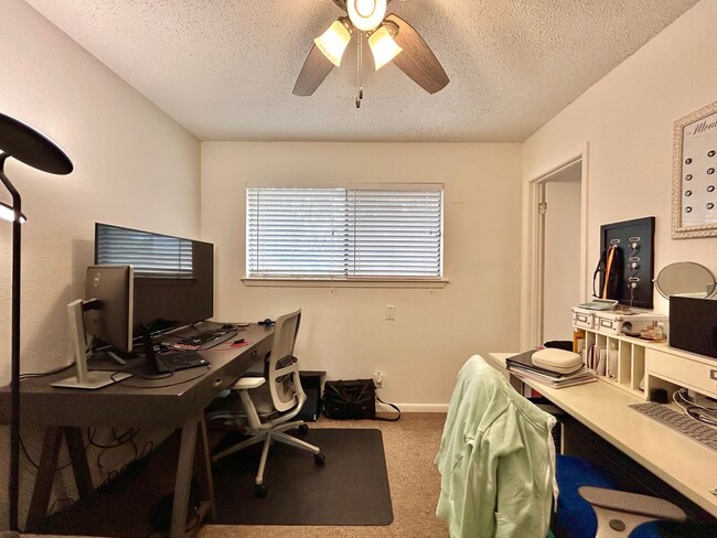 Building Photo - 6031 Old Fredericksburg Rd