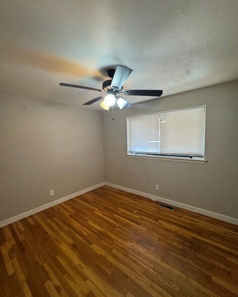 Building Photo - 1894 San Luis Rey Pkwy