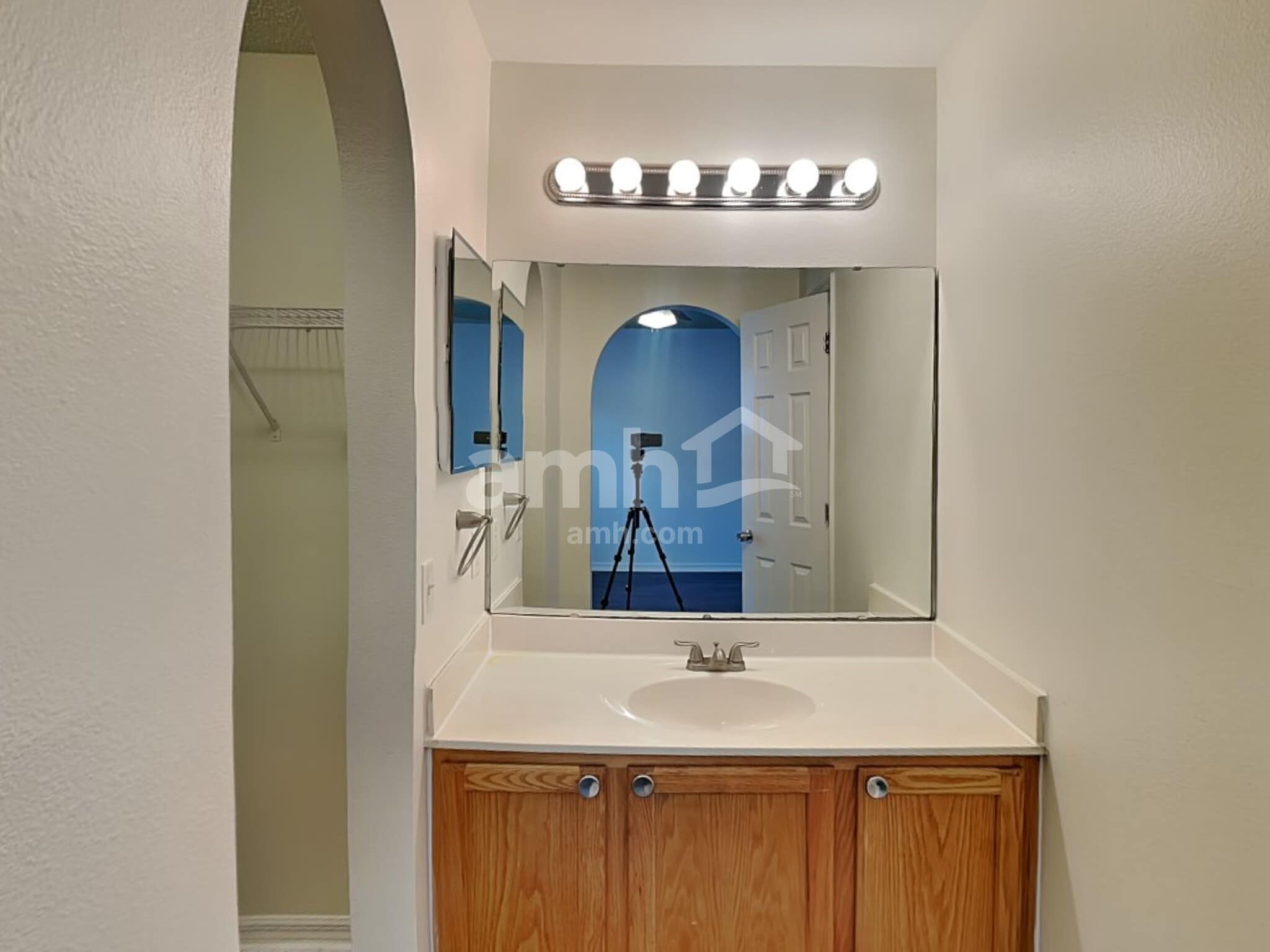 Building Photo - 3411 Talisman Dr