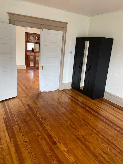 Building Photo - 421 Baker St