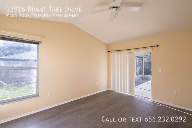 Building Photo - 12916 Brant Tree Dr
