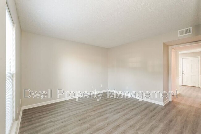 Building Photo - 429 Evans Mill Dr