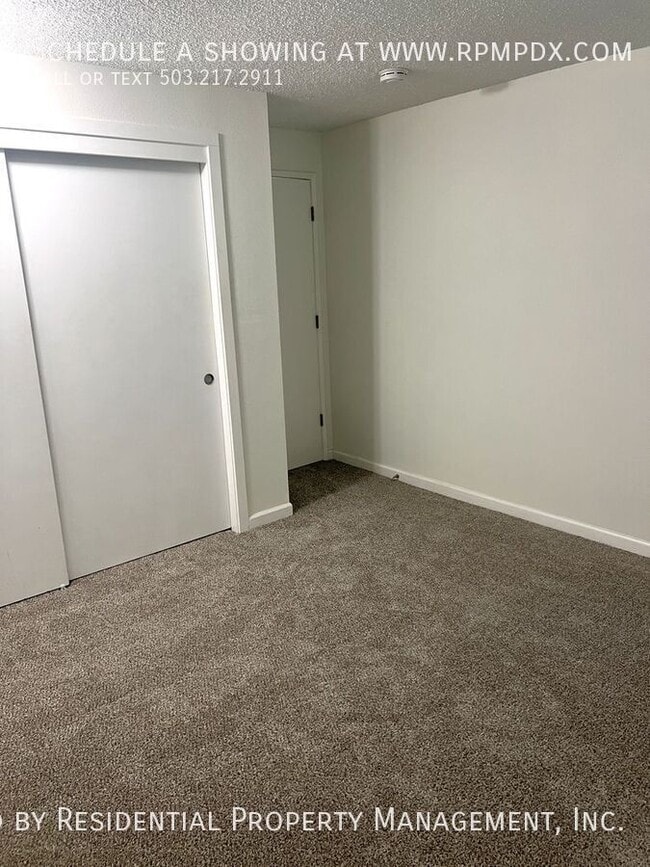 Building Photo - 12618 NW Barnes Rd