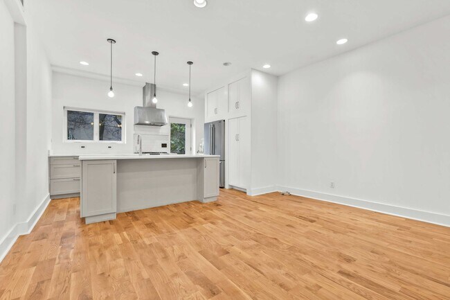 Building Photo - 461 Prospect Ave