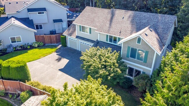 Building Photo - 2709 17th Ave Ct SW