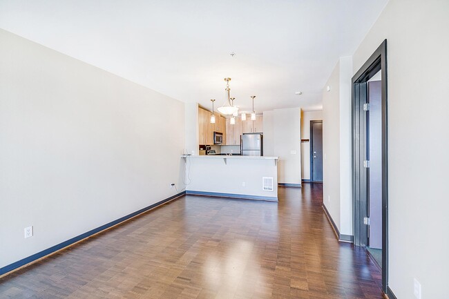 Living Room - 655 Crockett St