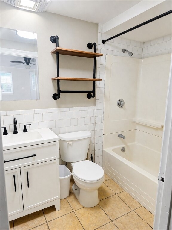 Building Photo - 92 School St