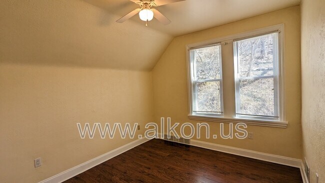 Building Photo - 1401 Nobles Ln