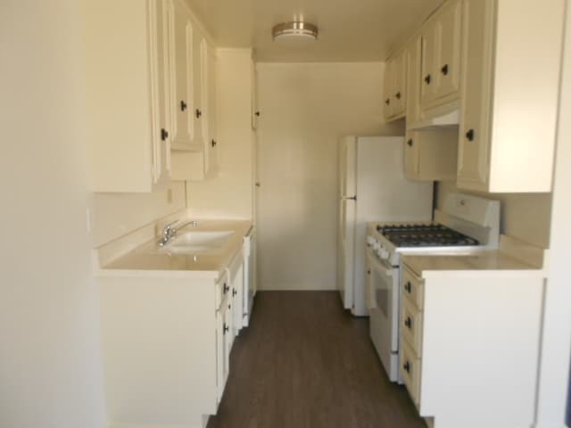 Floorplan - 1806 CORINTH AV