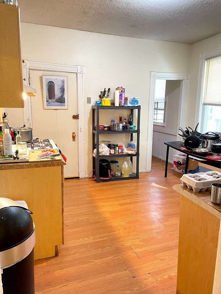 *Pictures are representative samples of the advertised unit. In some cases, the actual units you tou - 36 Cherokee St