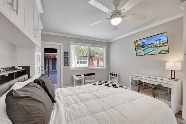 Building Photo - 329 Connecticut St