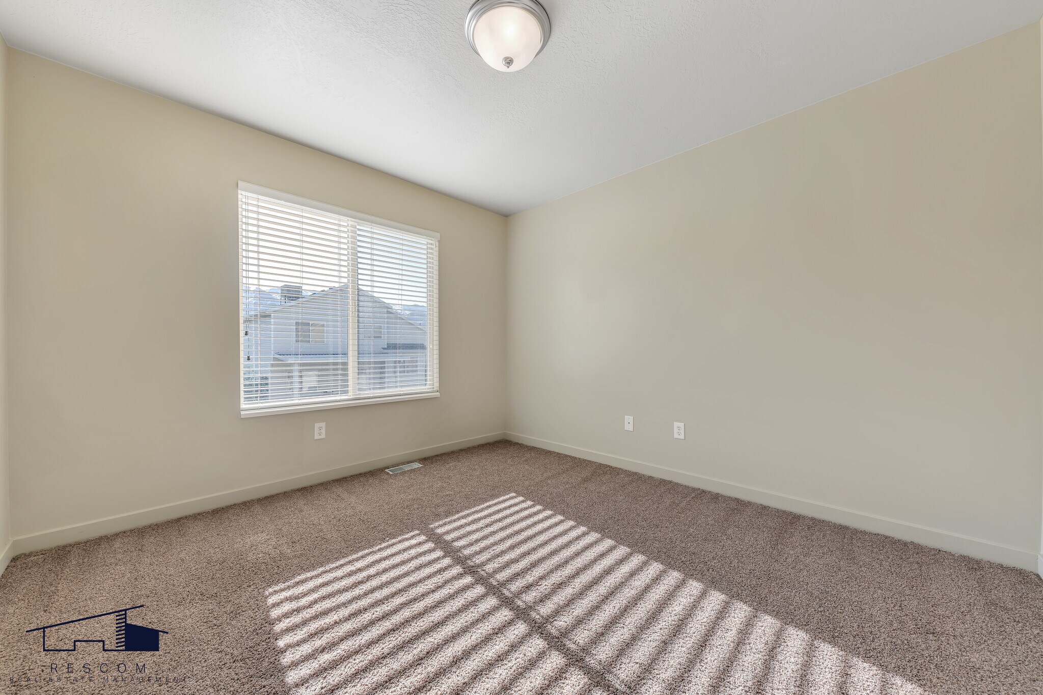 Building Photo - 2042 Evans Cove Loop