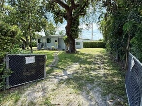 Building Photo - 6111 Coral Wy