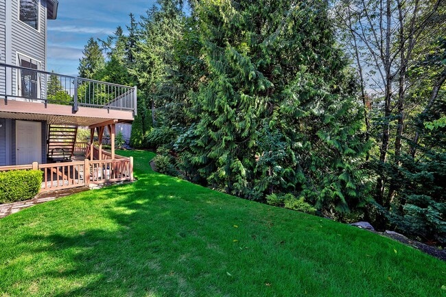 Building Photo - 4 bed 3 bath plus bonus room in Bothell