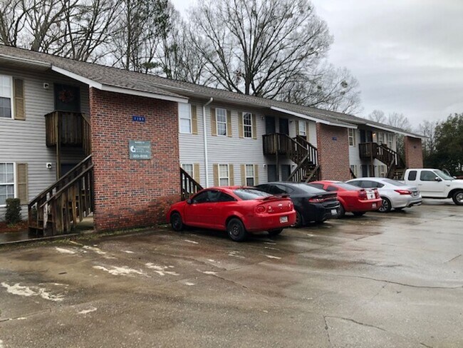 Building Photo - 1107 Anderson St
