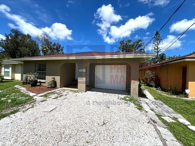 Building Photo - 4142 Iola Dr