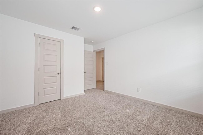 Building Photo - 29518 Paytons Park Ct