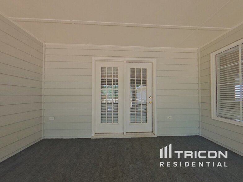 Building Photo - 4161 Saddle Horn Dr