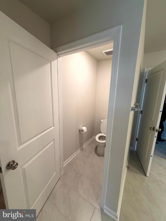 Building Photo - 461 Hanson St