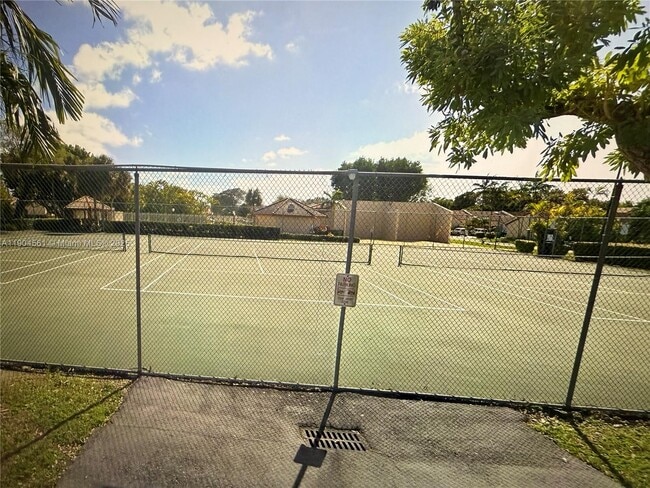 Building Photo - 9054 SW 149th Pl