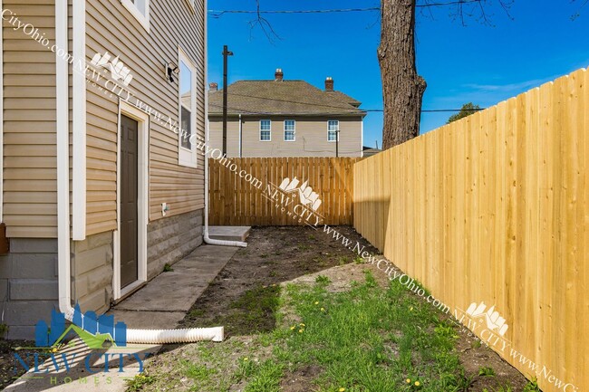 Building Photo - Newly Renovated 3 Bedroom Franklinton Home!