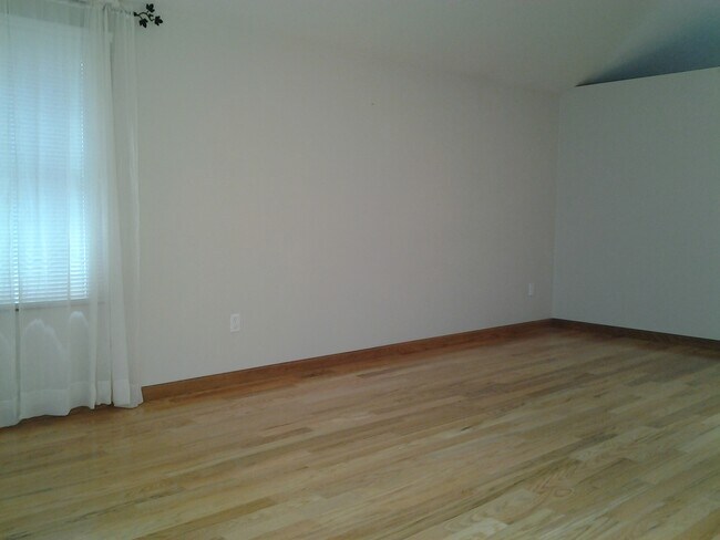 Building Photo - Nice Home in North Loveland