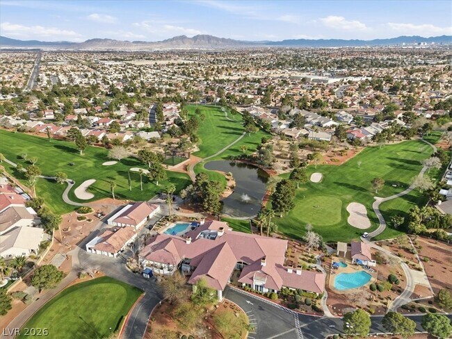 Building Photo - 4904 Winterset Dr