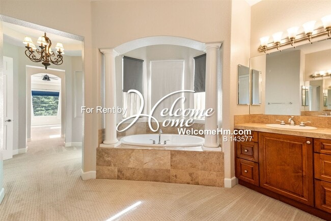 Building Photo - 15020 Redmond Lp