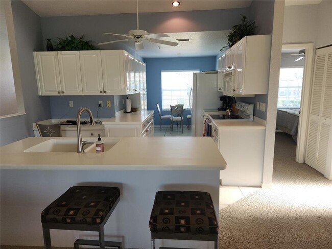 Building Photo - 6606 Pineview Terrace