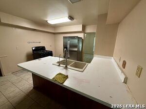 Building Photo - 6022 Royal Point Dr