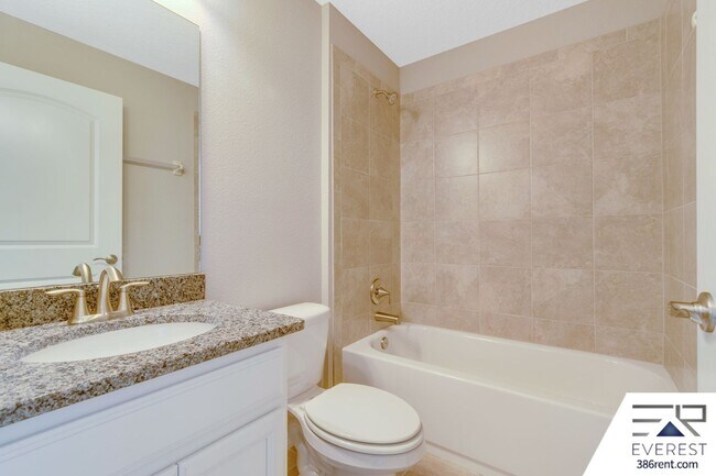 Building Photo - FULLY FENCED 4/3/2 IN DESIRABLE SEMINOLE WOODS