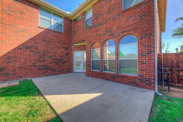 Building Photo - 12347 Red Hawk Dr