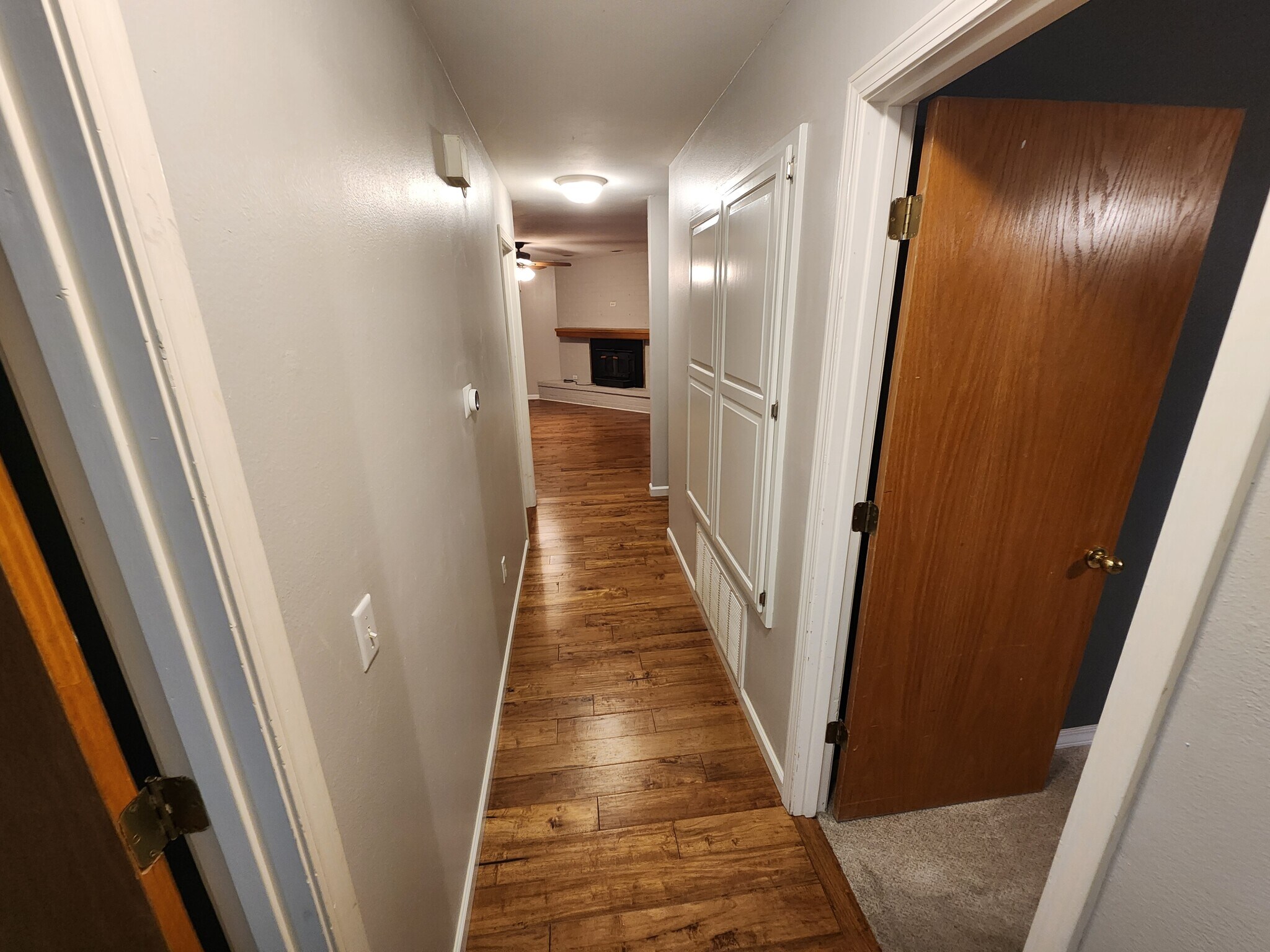 Building Photo - 644 W Oaklawn Dr