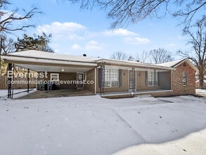 Building Photo - 3484 Naylor Dr