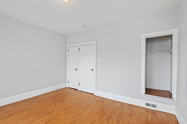 Building Photo - 2626 N 6th St