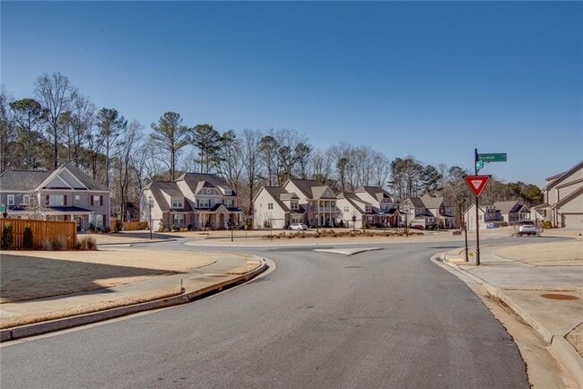 Building Photo - 5015 Montes Ln