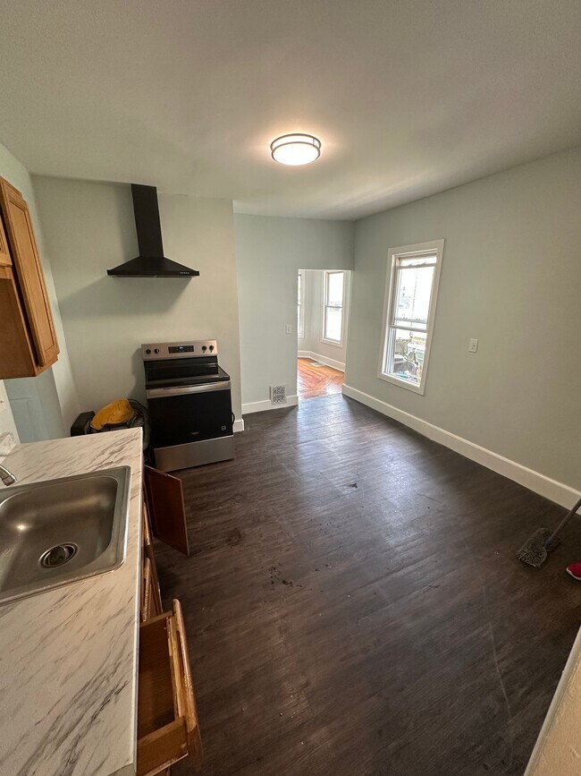 Building Photo - 342 Wilbraham Rd