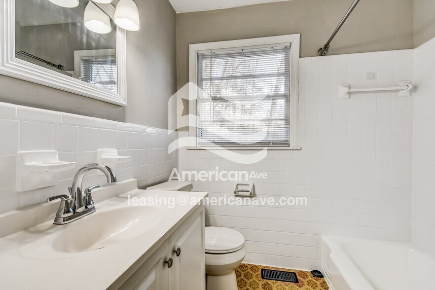 Building Photo - 4560 Spearman Rd