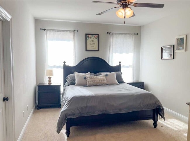 Building Photo - Beautiful 4bed/2 bath home in Cypress Bend