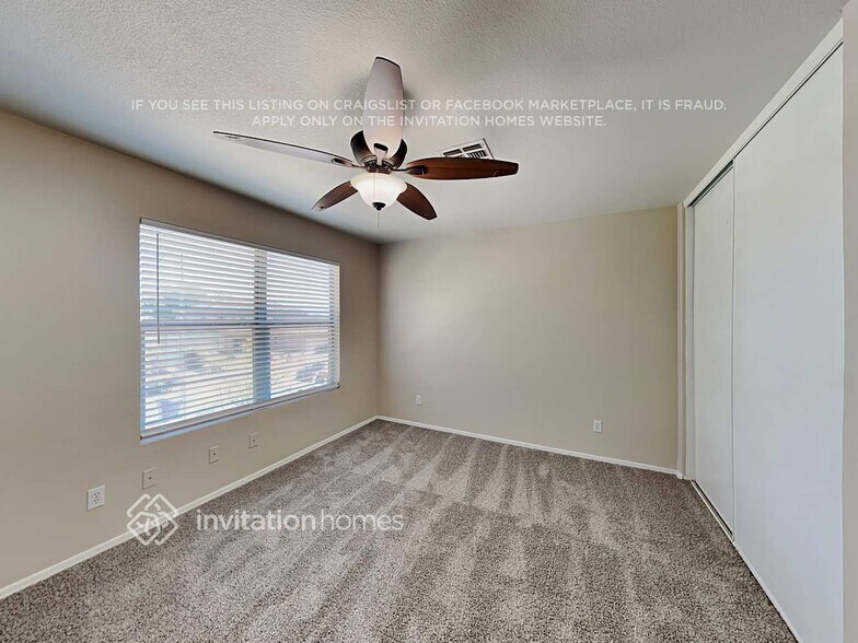 Building Photo - 15823 W Port Au Prince Ln